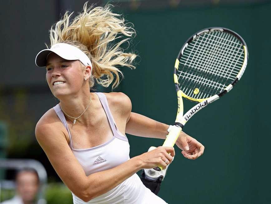 九游-出色防守引爆全场！，阿扎伦卡意外战胜巴塞罗那气势如虹延续-九游